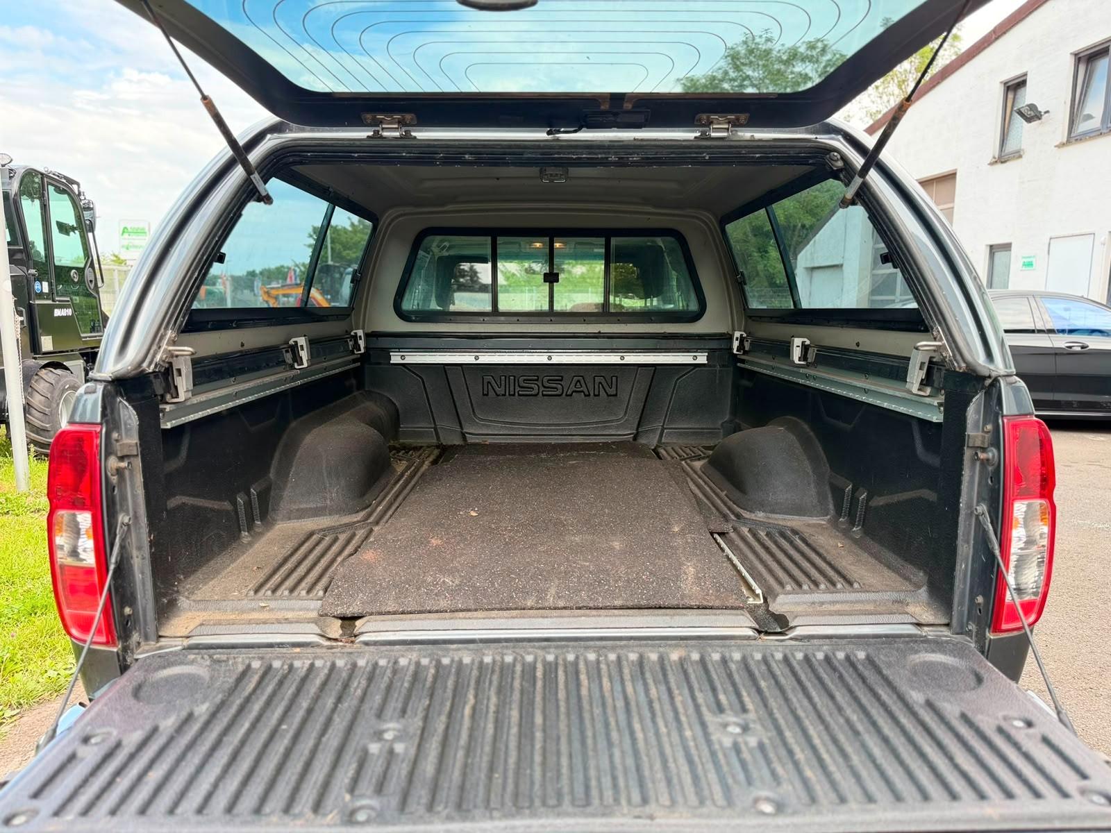 NISSAN NAVARA PICKUP KING CAB SE 4X4 | 190 ch | BVM | VOLANT EN CUIR