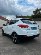 Hyundai ix 35 Tuscon mit tüv 2 Hand Gepf... - Hyundai ix35 in Essen