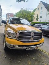 Dodge RAM - Dodge RAM: Kleinbus