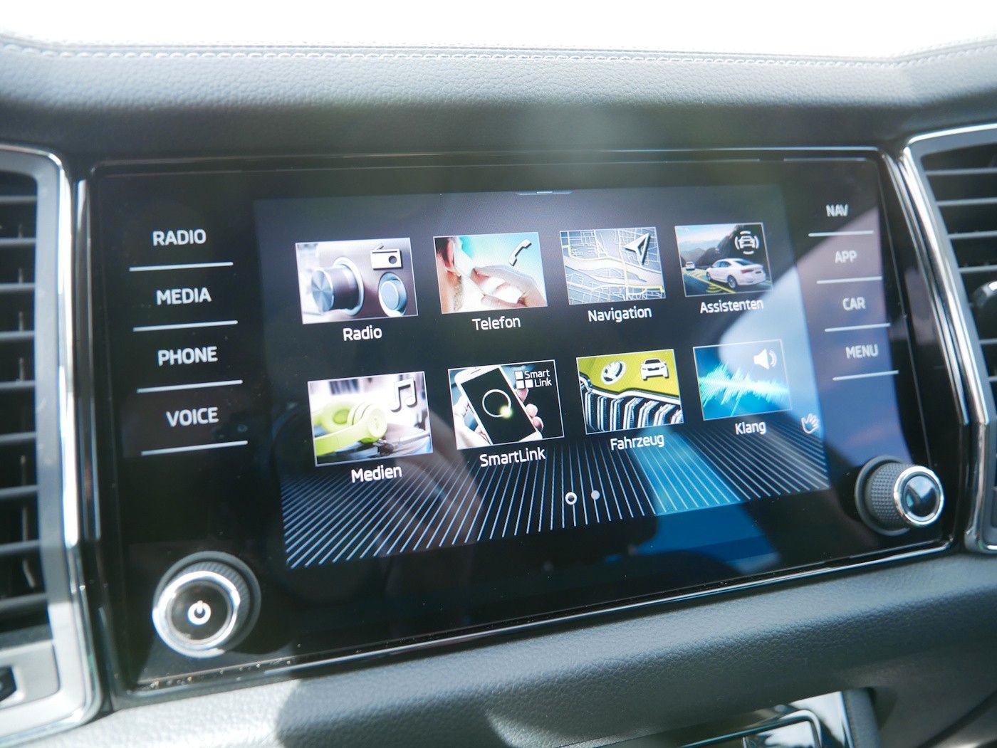 Fahrzeugabbildung SKODA Kodiaq 2.0 TDI STYLE DSG Kamera MATRIX SHZ+LHZ