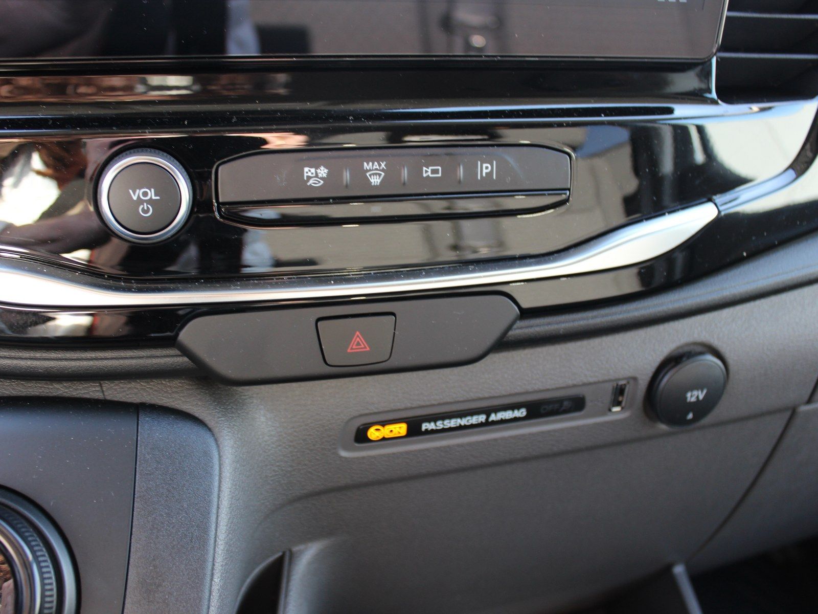 Fahrzeugabbildung Ford Transit 350 L3 Trend -Rollstuhlfahrzeug-