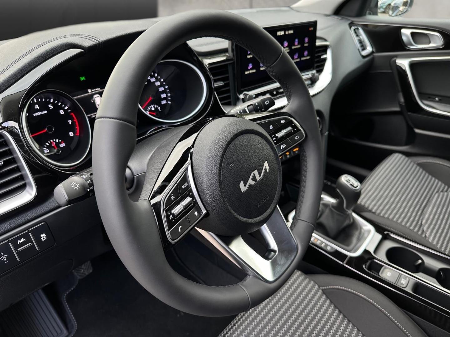 Kia Ceed_sw 1.0 Ultimate Ed. STYLE-PAKET NAVI RÜCKFA
