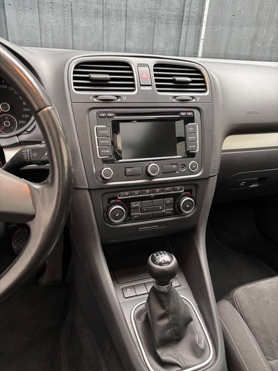 Volkswagen Golf 2011 — photo 10