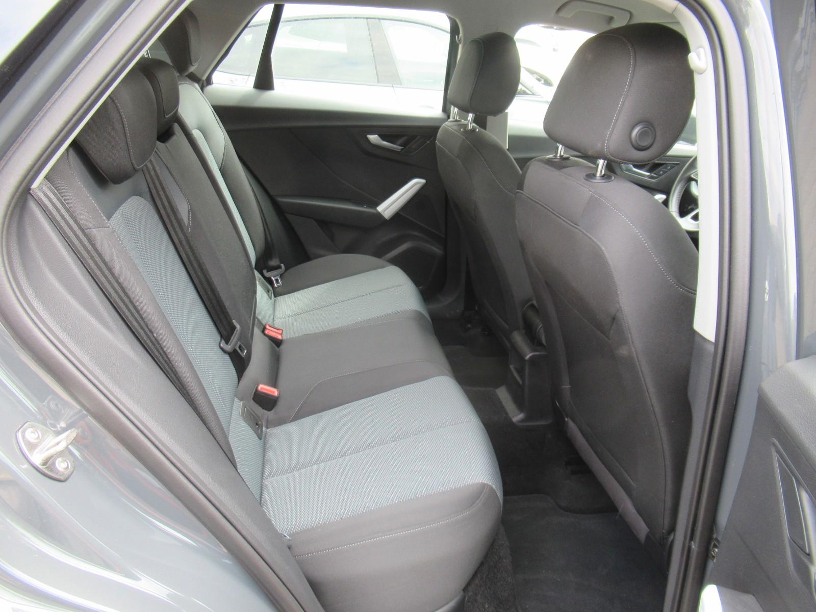 Audi Q2 30 TFSI design S-LINE-NAVI MMI-LED-AHK-SHZ-2., миниатюра 27