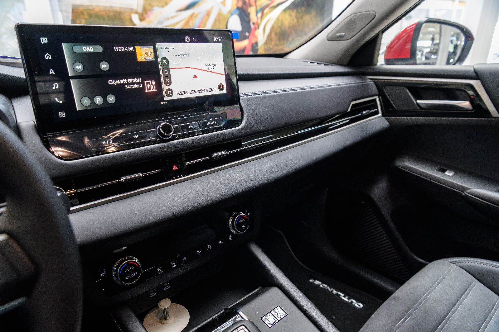 Fahrzeugabbildung Mitsubishi Outlander Intro Edition +4WD+ LED+AHK+Kam+20"