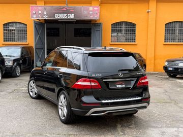 Mercedes ML 250 - 8
