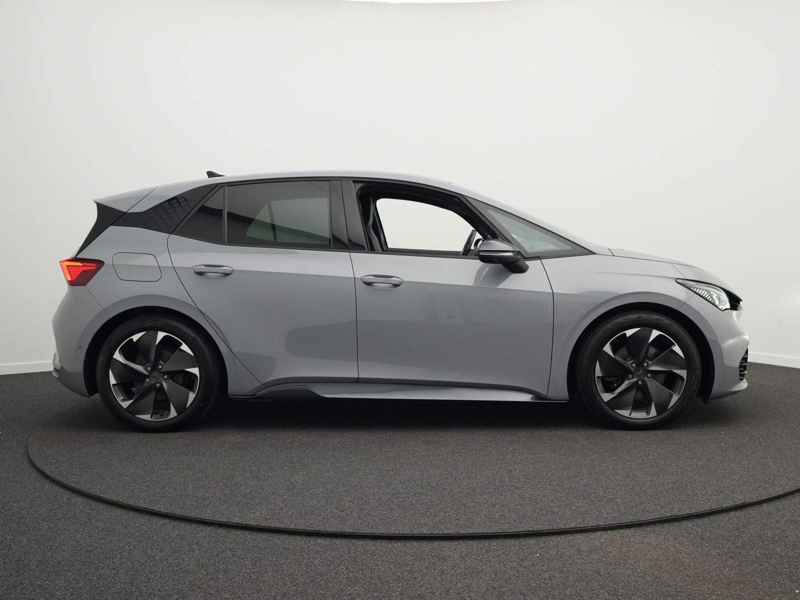 Cupra Born - Bild 12