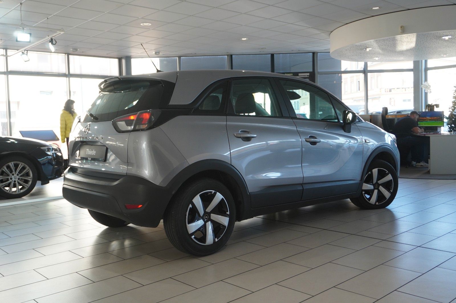 Fahrzeugabbildung Opel Crossland (X) 1.2 EDITION NAVI/LED/KAMERA/DAB+