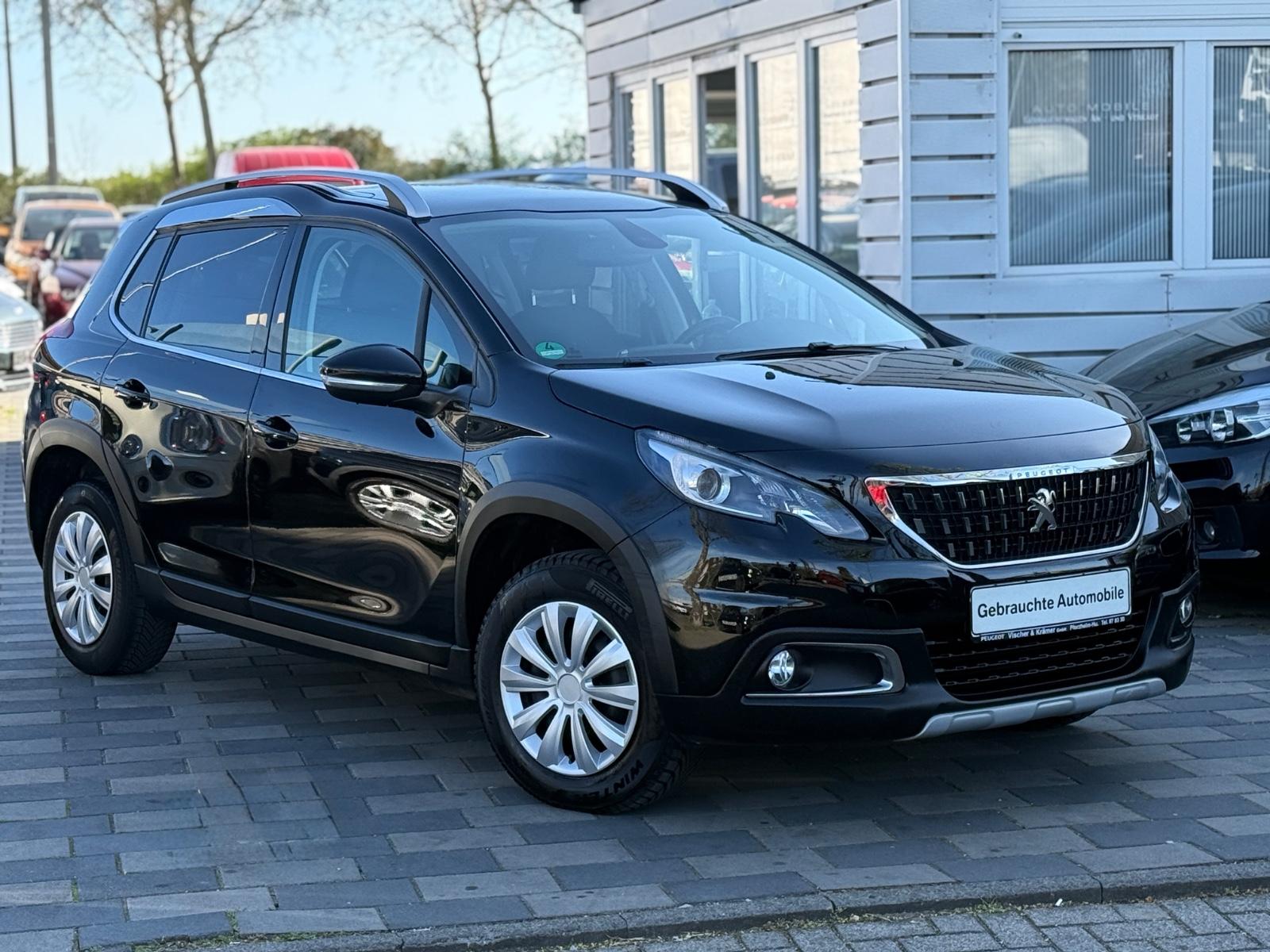 Peugeot 2008 Allure Automatik/Navi/R-Kamera/Pano/Klima