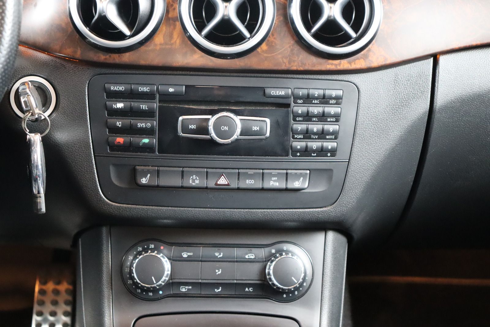 Fahrzeugabbildung Mercedes-Benz B 200 CDI BlueEFFICIENCY * DIS * ILS * Leder *
