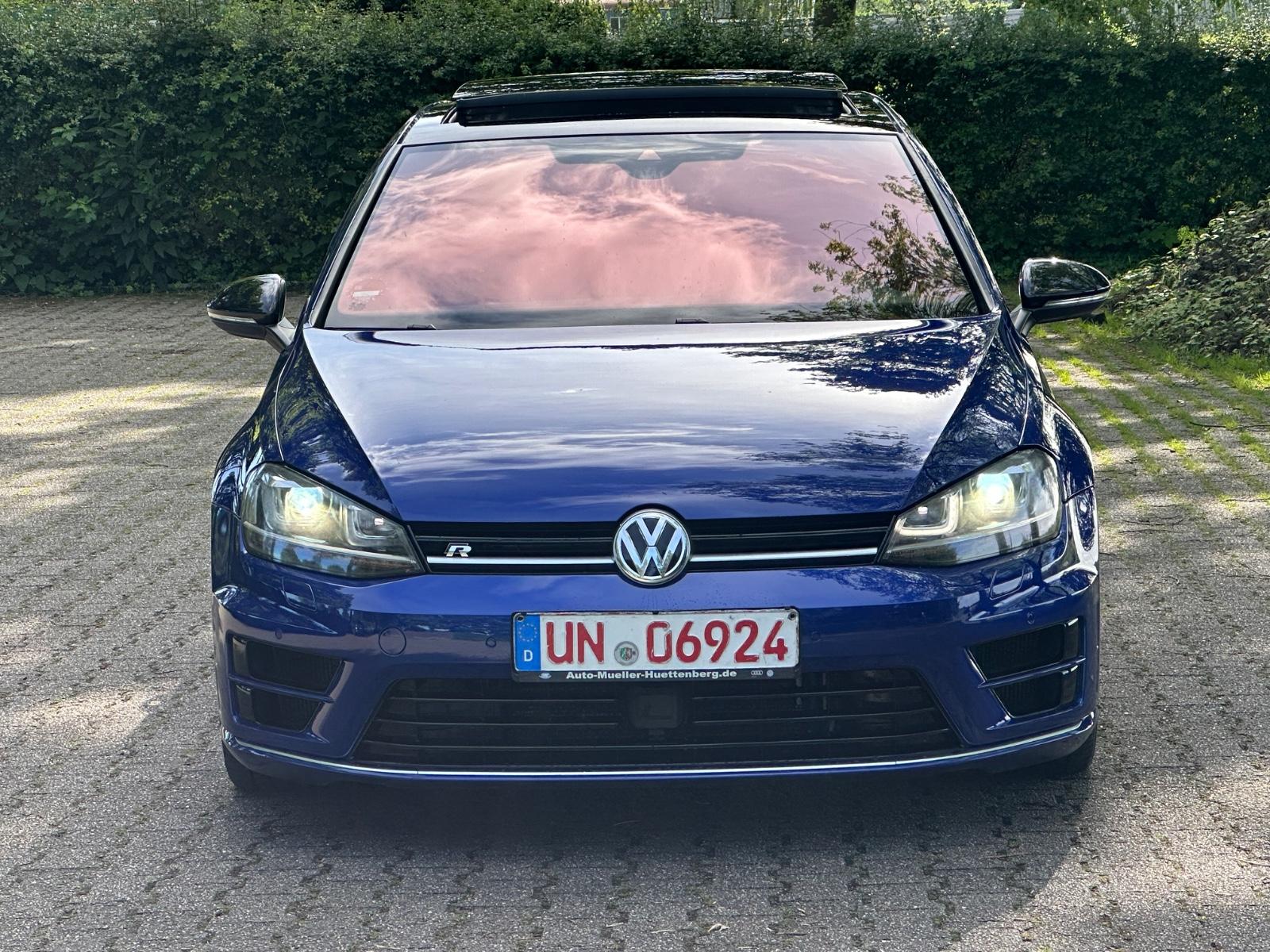 Volkswagen Golf 7 *R* 4-MOTION*PANO*ACC*KEY-GO*DYNAUDIO