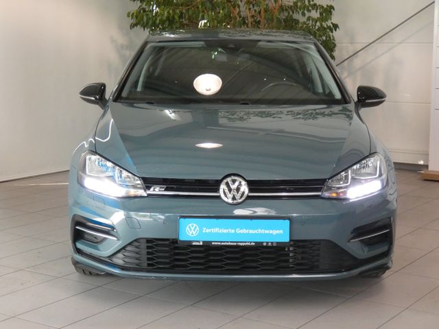 Golf VII 2.0 TDI IQ.DRIVE R-LINE DSG ACC STHZ