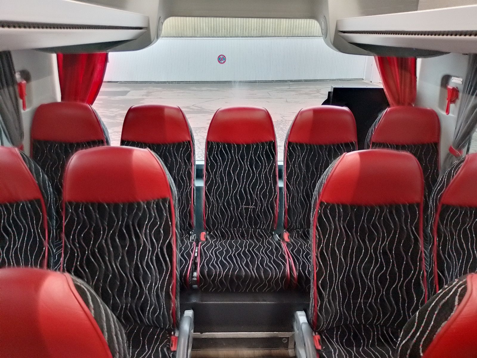 VANHOOL  2019 - Image 34 of 50