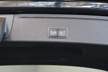 Audi A4 Avant 35 TFSI NAVI+CARPLAY+KEY+LED+17"