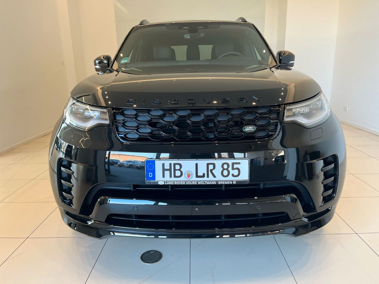 Fahrzeugabbildung Land Rover Discovery 5 D250 Dynamic SE  Panorama & AHK