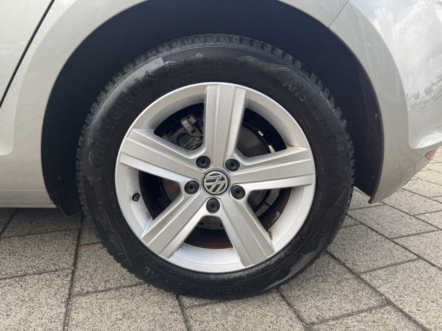 Volkswagen Golf VII 1.2 TSI DSG Comfortline