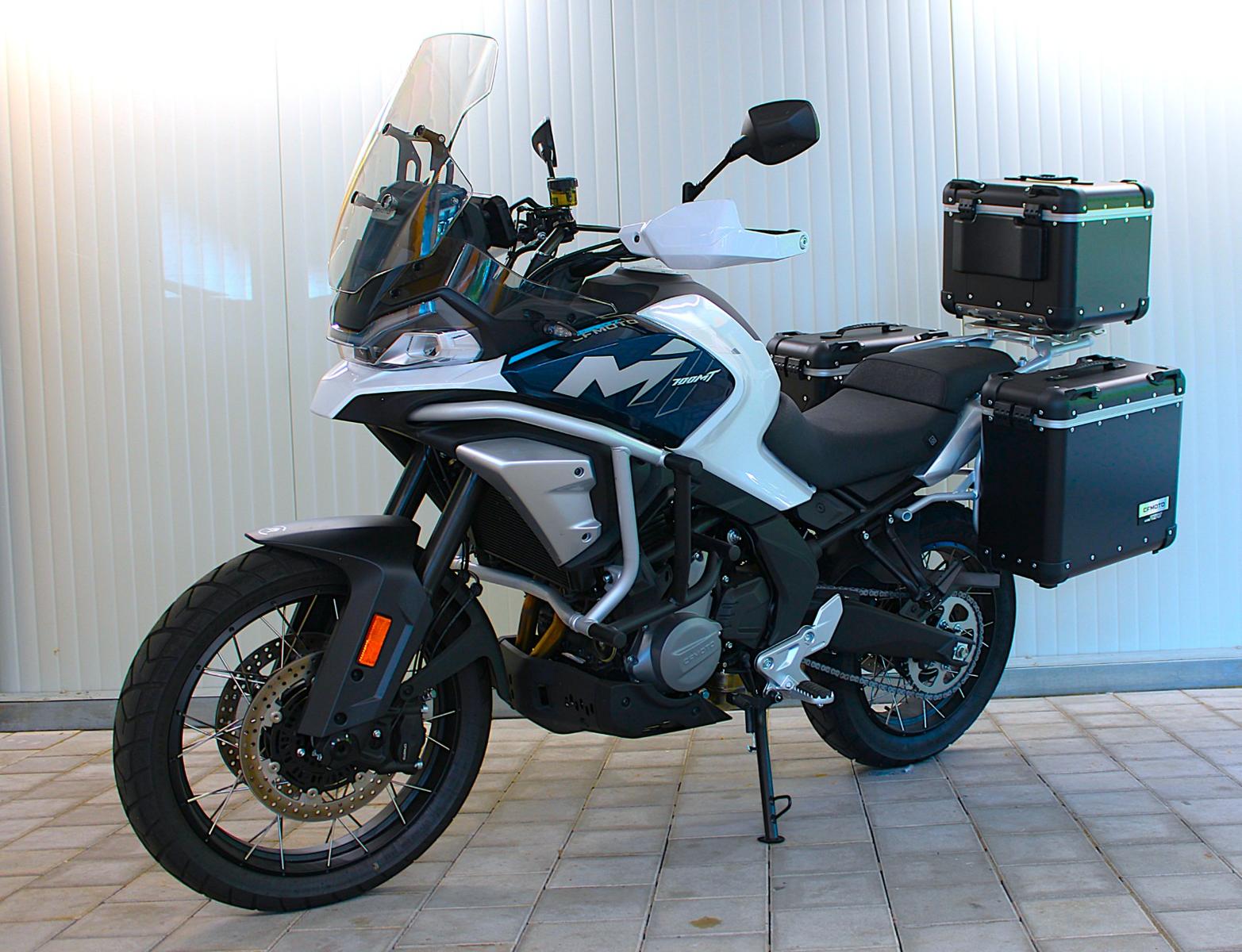 CFMOTO 700 MT mit Zubehör vom Römer Team