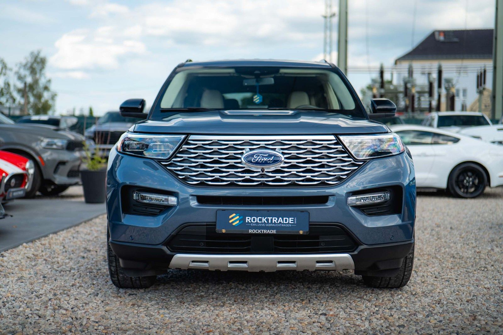 Fahrzeugabbildung Ford Explorer PLATINUM 3.0 V6 TwinTurbo 4x4 *360*ACC*