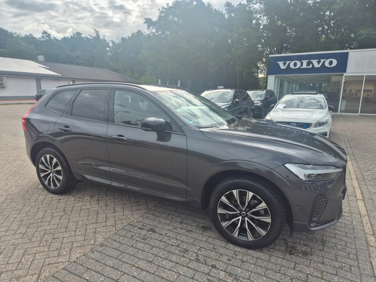 Volvo XC60 Plus Dark 2WD