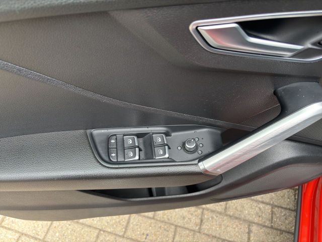 Q2 sport 1.4 TFSI Navi+LED-Scheinwerfer+Sitzh.