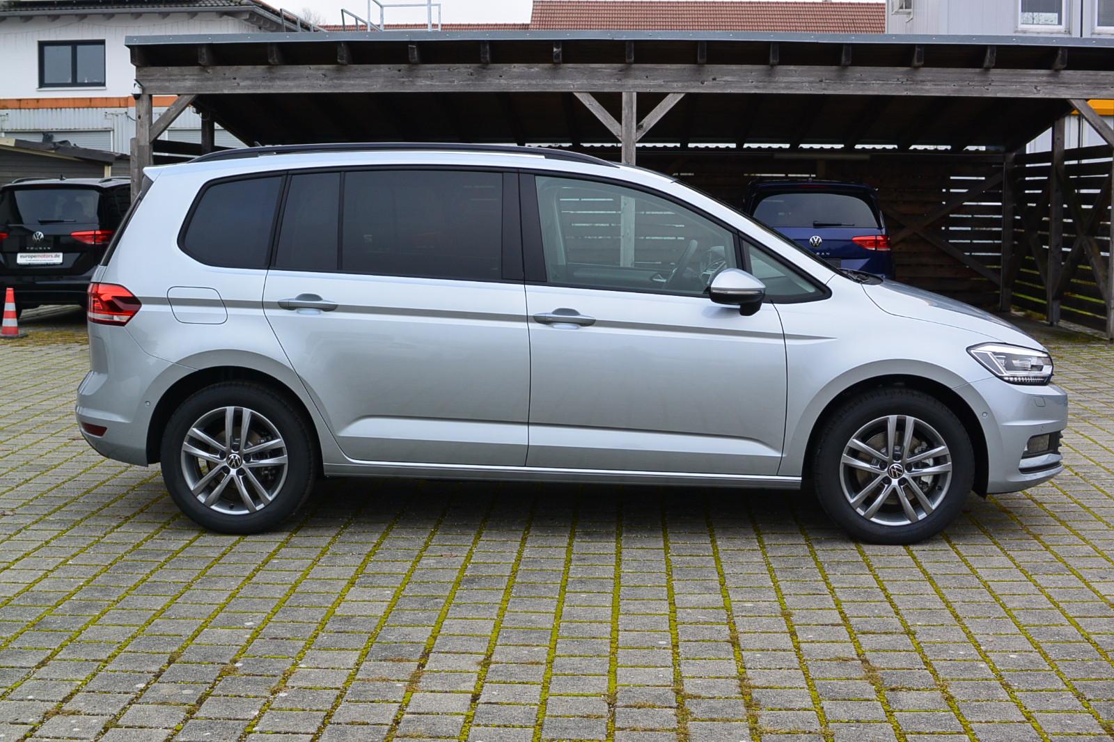 Volkswagen Touran Edition 1.5 TSI 7-Sitzer AHK APP SOFORT !