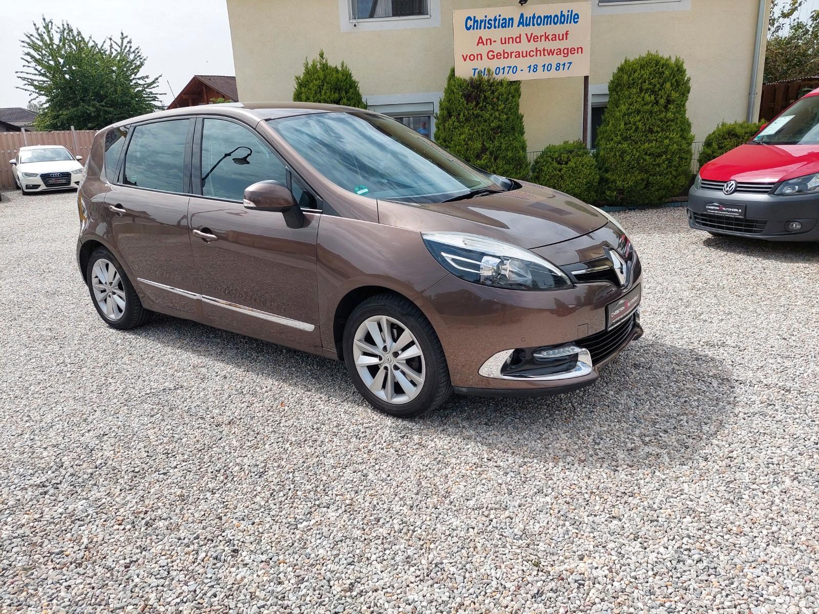Renault Scenic 2012 — rear view