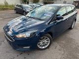 Ford Focus 1.5 TDCI Automatik/Diesel/Navi/Anhänger./ - Ford Focus: 5d