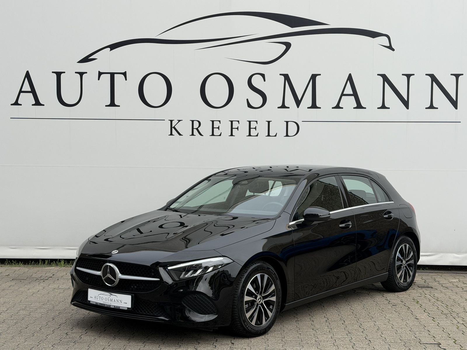Mercedes-Benz A 180 d 8G-DCT Entry Rückfahrkamera