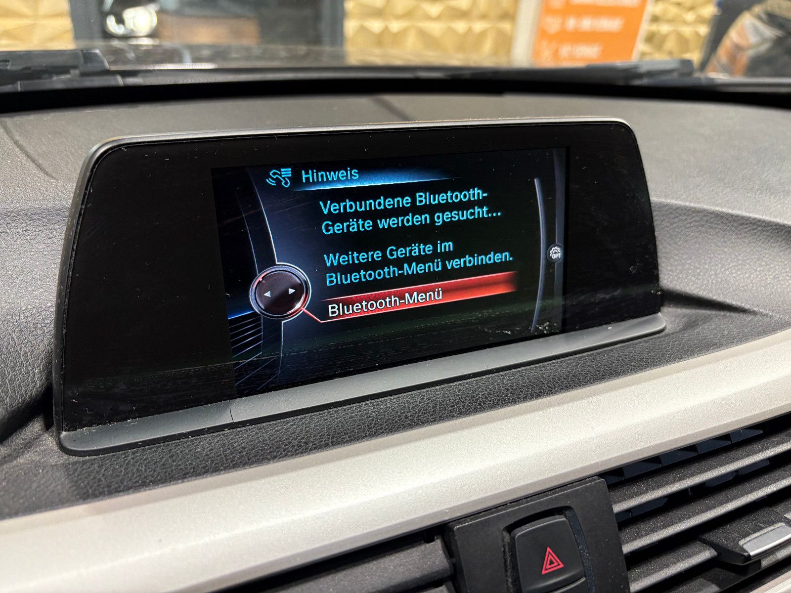 Fahrzeugabbildung BMW 325 Baureihe 3 Touring 325 d/NAVI/PDC/SHZ/KLIMA/