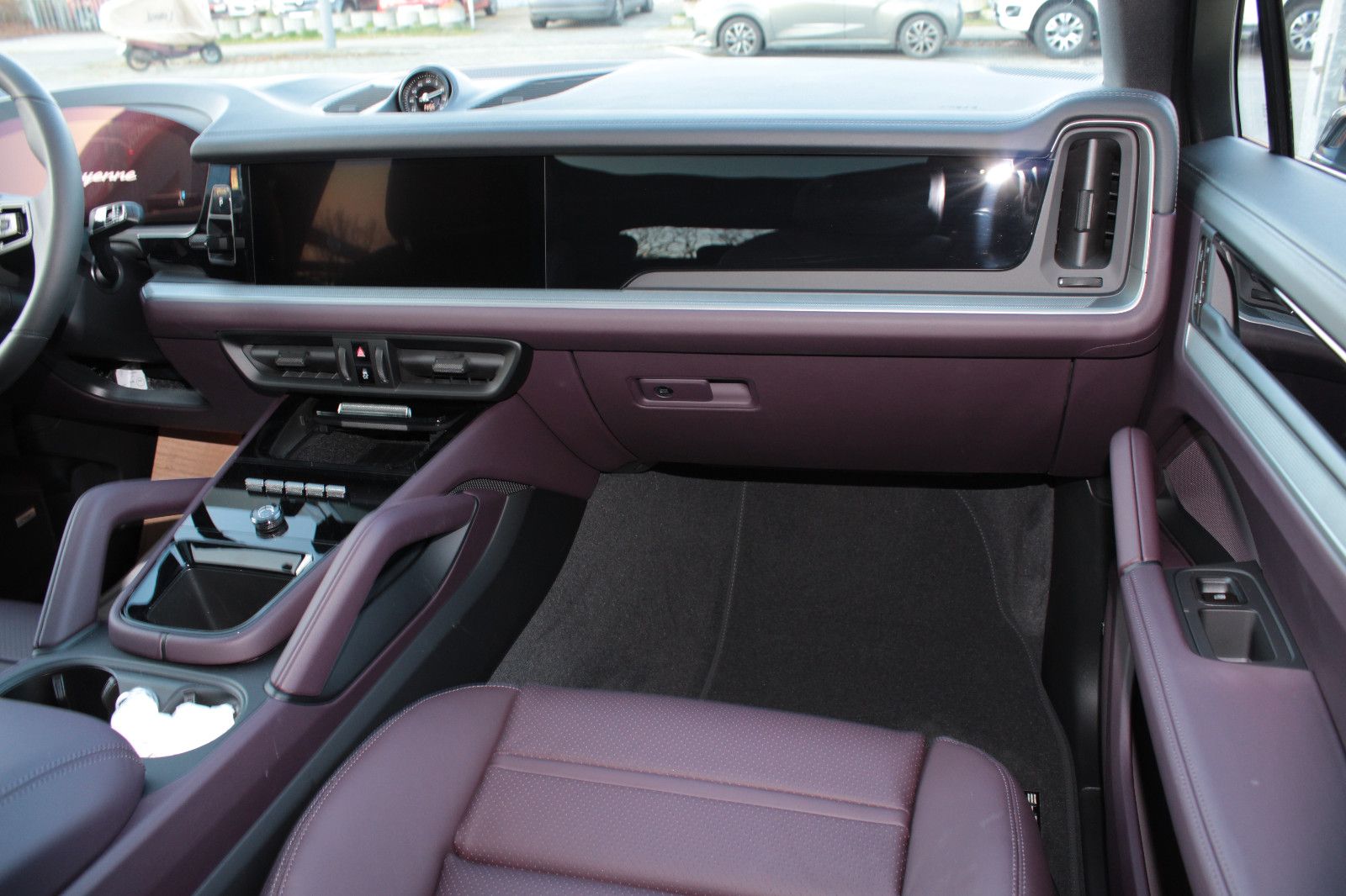 Fahrzeugabbildung Porsche Cayenne Coupe E-Hybrid *MY2026*