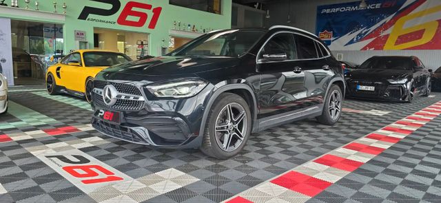 MERCEDES-BENZ GLA 250/4Matic/Kamera/Scheckheft/ AMG Paket