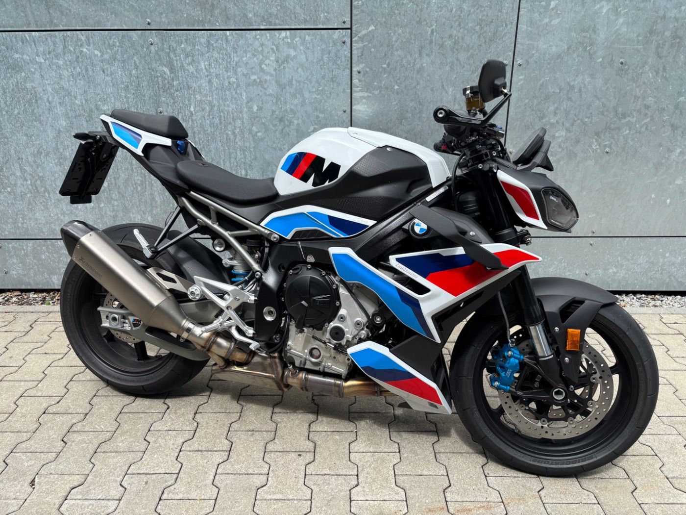 Fahrzeugabbildung BMW M 1000 R