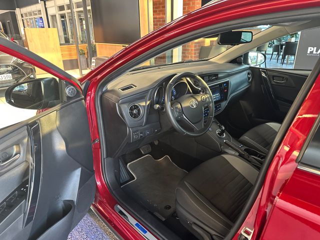 Toyota Auris Touring Sports Hybrid Free Style