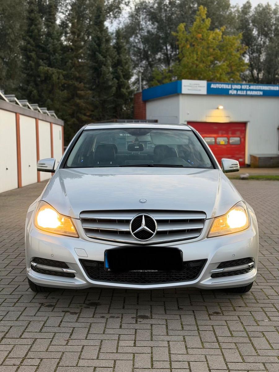 Mercedes-Benz C 220