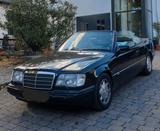 Mercedes-Benz Mercedes W124 Cabriolet - Mercedes-Benz: Cabrio, W124