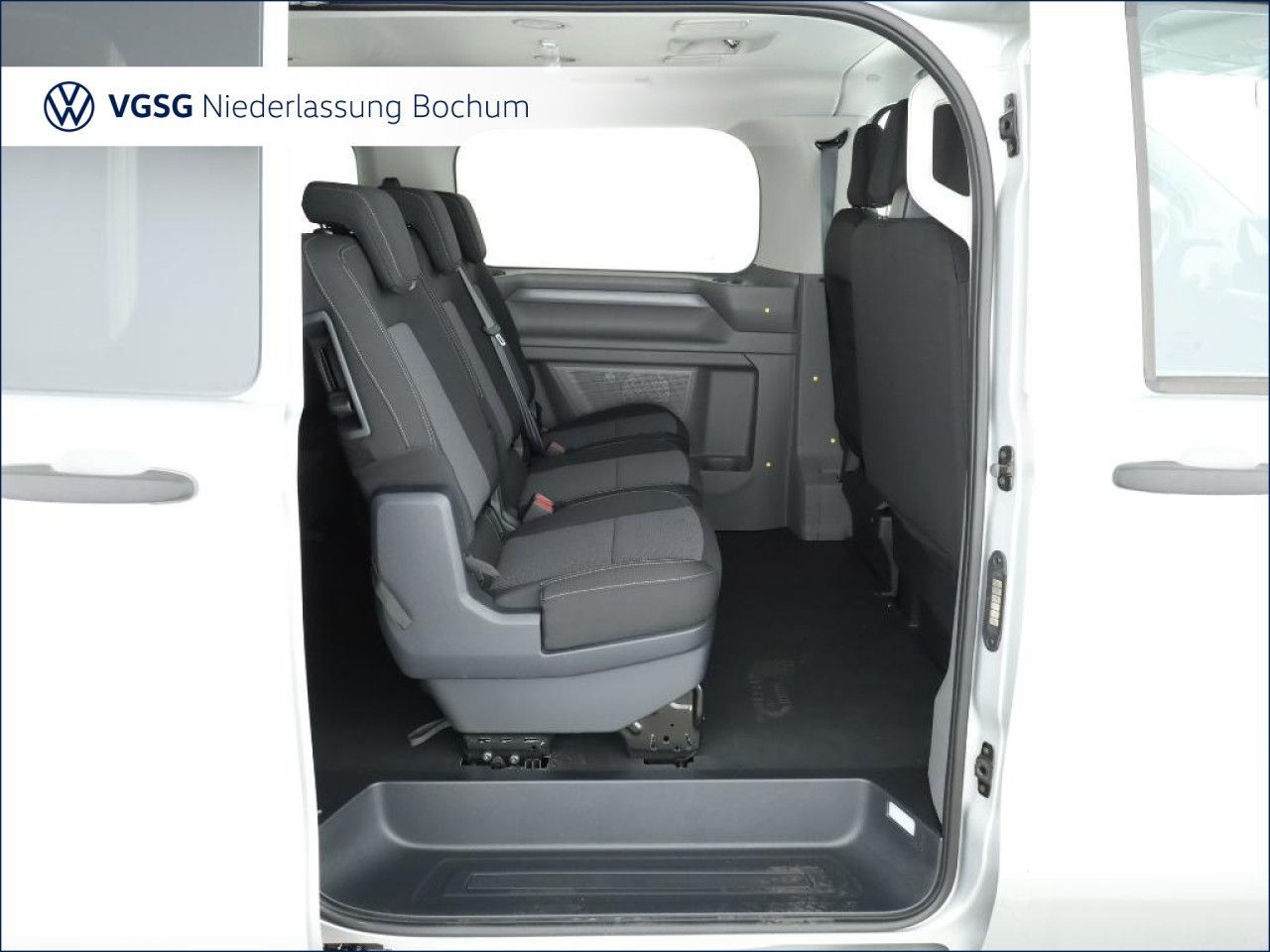 Volkswagen T7 Caravelle - Bild 6