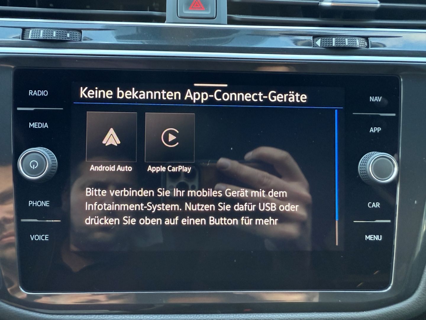 VW Tiguan Allspace 4Motion 2.0 TDI AHK-klappbar Nav - Image 21