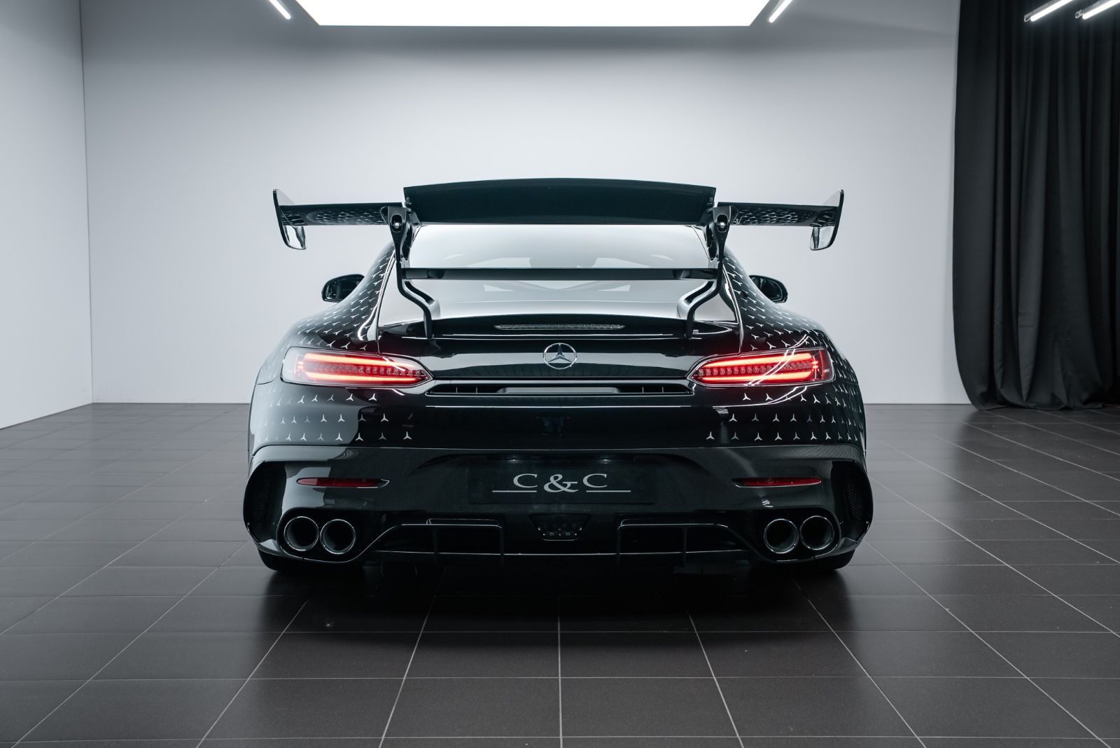 Fahrzeugabbildung Mercedes-Benz AMG GT Black Series Project One Edition/1of275/