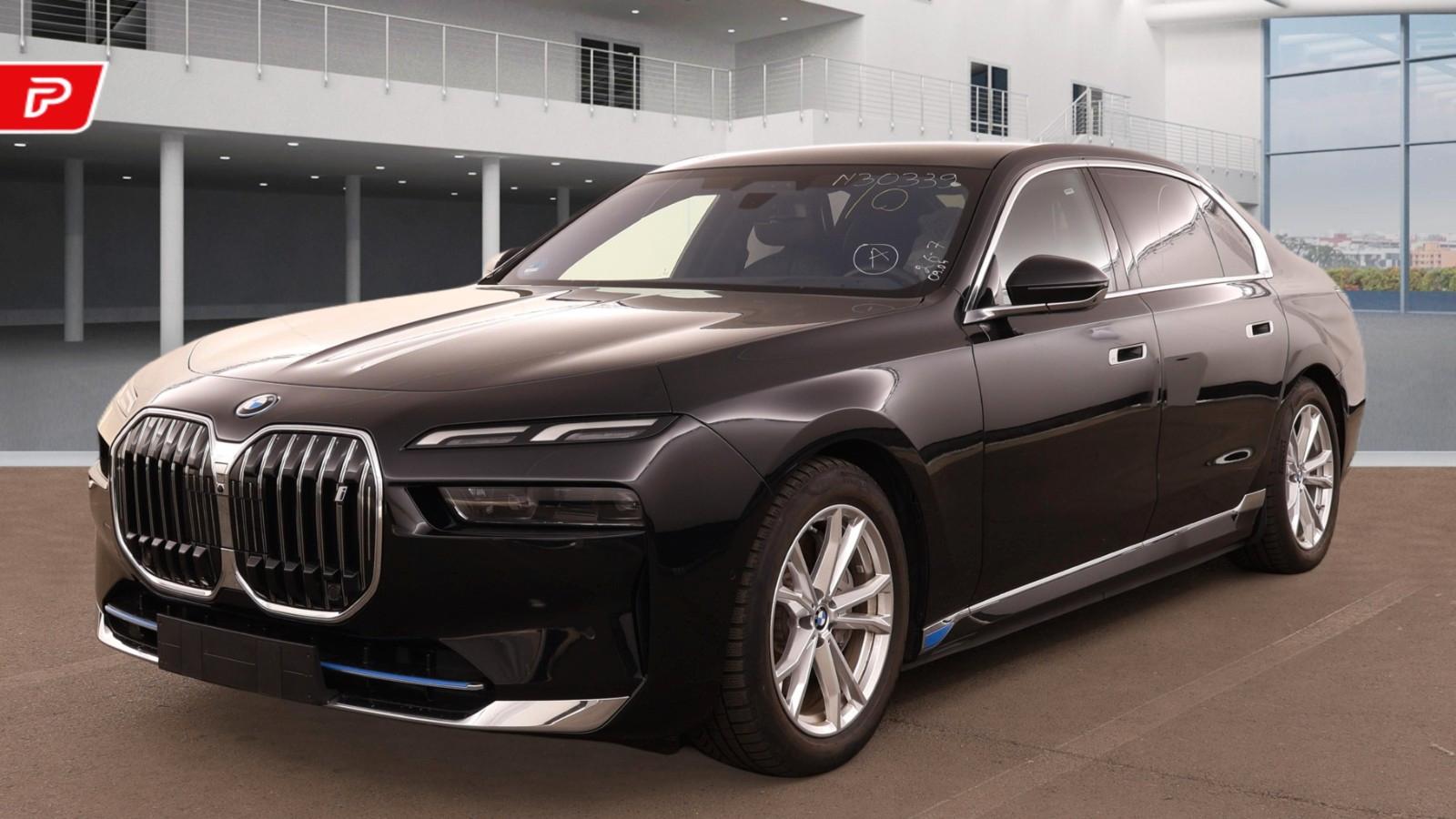 BMW i7 – 60 xDrive AHK+8-FACH+MASSAGE+PANO