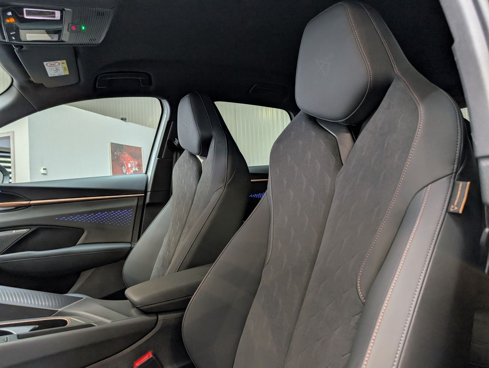 Immagine del veicolo CUPRA Terramar 1.5 eTSI Pacchetto Sennheiser Edge HUD 19 pollici