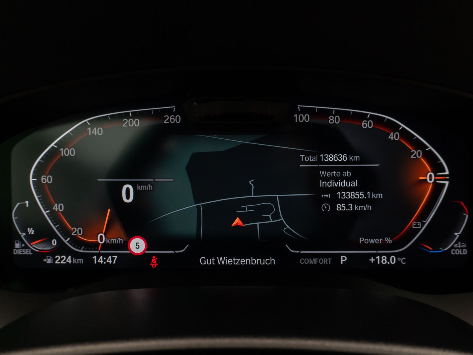 Fahrzeugabbildung BMW 530d xD Luxury Line 360° Laser HUD HiFi Komfort
