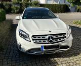 Mercedes-Benz GLA 180 - - Mercedes-Benz GLA 180 Kombi Gebrauchtwagen