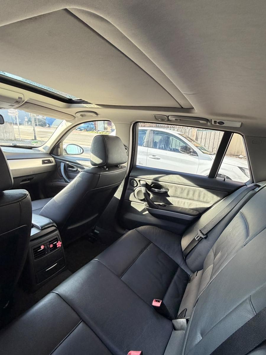 BMW 320 2006 — photo 8