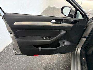 Volkswagen Passat Variant - 10