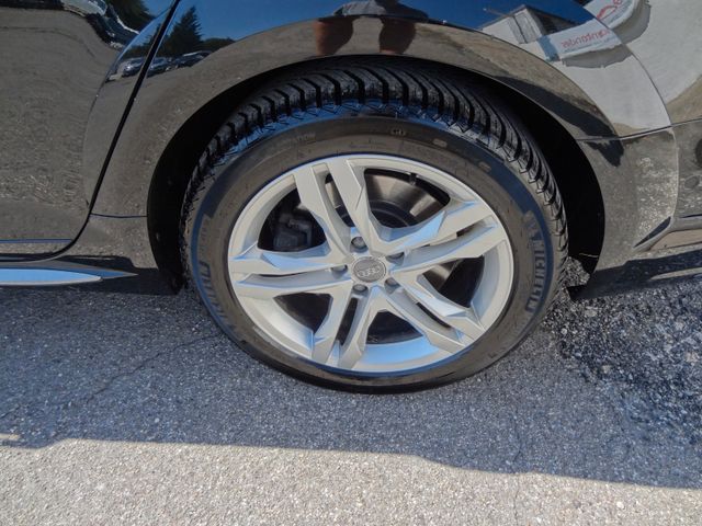 Fahrzeugabbildung Audi A4 Allroad quattro/Virtual/2.Hd/AHK/Leder/Navi/