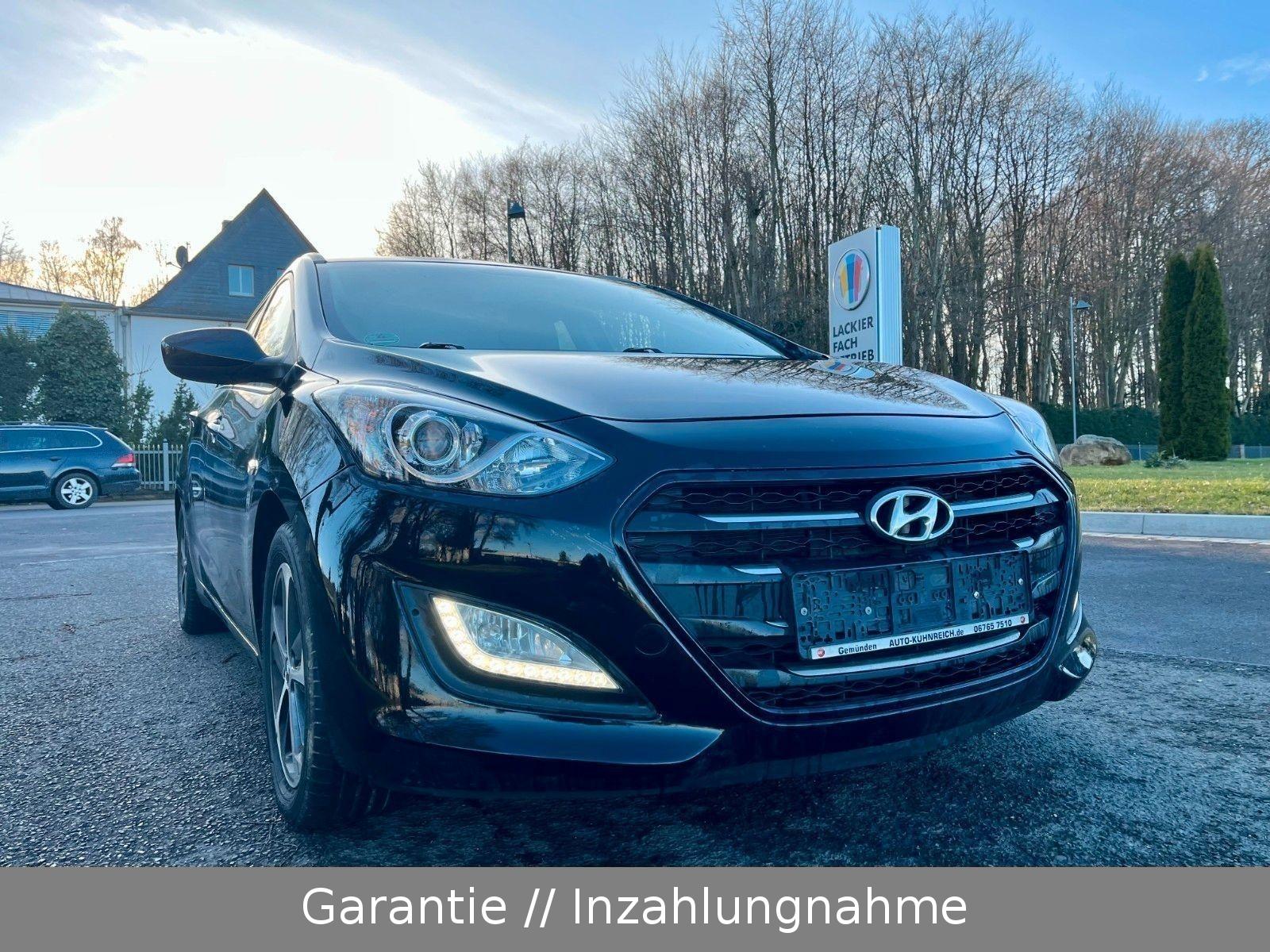 Hyundai i30 blue Trend 1.6 CRDi, LED+EURO6+AHK+SHZ+1HAND