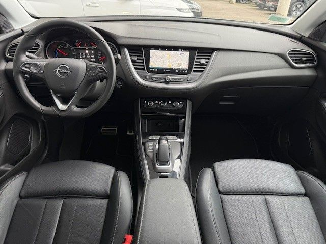Fahrzeugabbildung Opel Grandland Business Elegance 1.6l Hybrid 300PS!