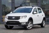 Dacia Sandero II Stepway Prestige - Dacia Sandero Gebrauchtwagen in Düsseldorf