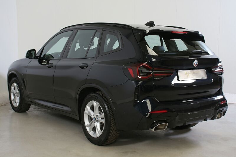 BMW X3 xDrive20i M Sportpaket LED LiveCockpit Parkas foto 4
