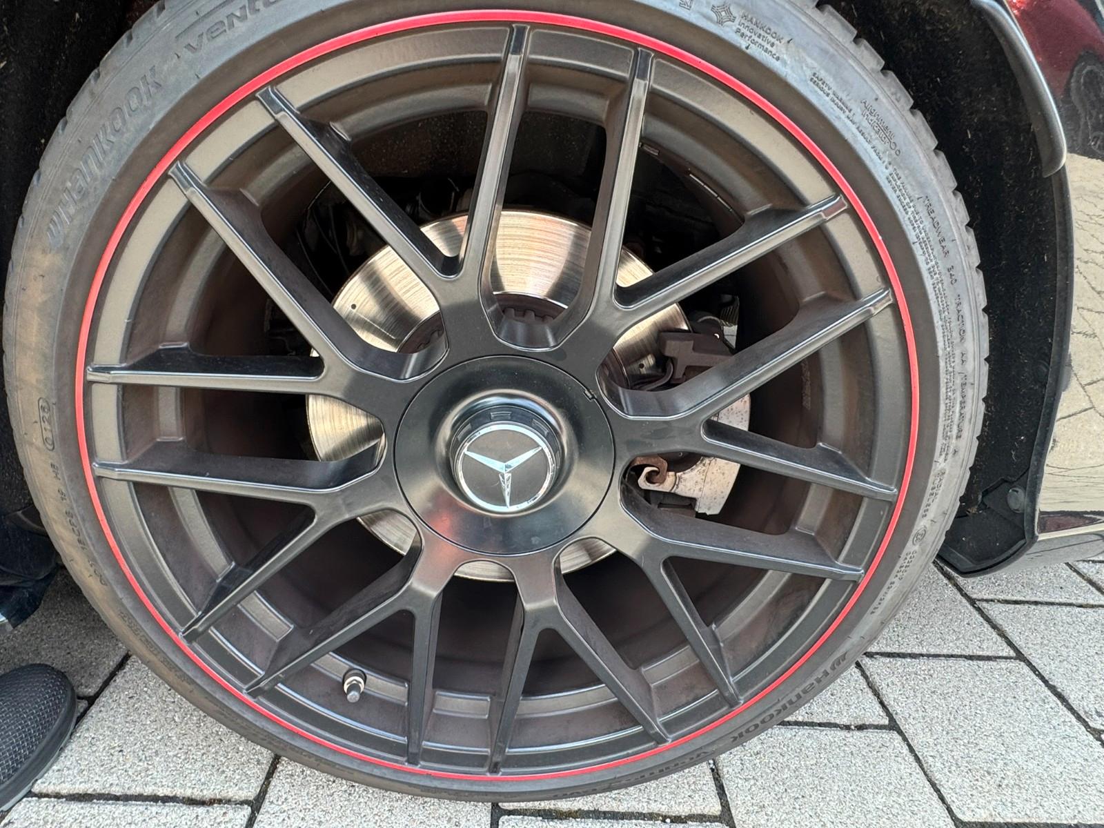 Mercedes-Benz C 43 AMG
